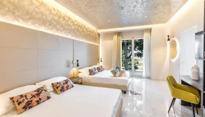 Hotel Mondial Rimini 3*,  Italien