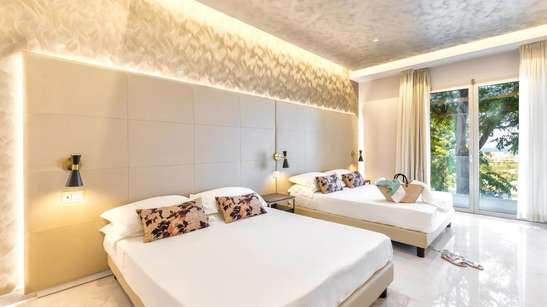 Hotel Mondial Rimini